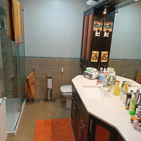 Karmelo Junto Al Metro Διαμέρισμα